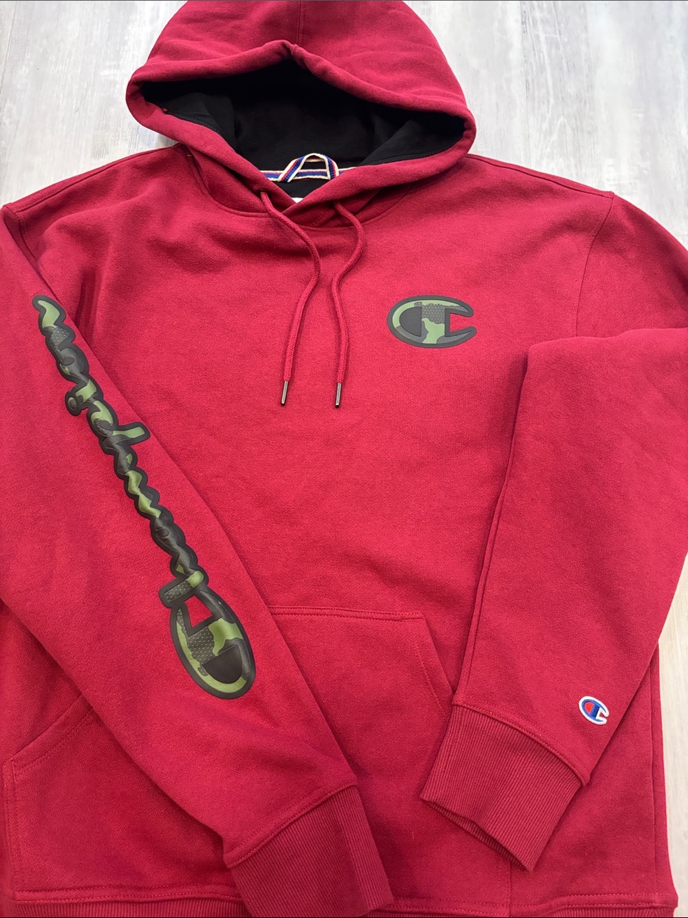 Champion Maroon Pullover Hoodie with Camo Logo Accents Large - Picture 4 of 8